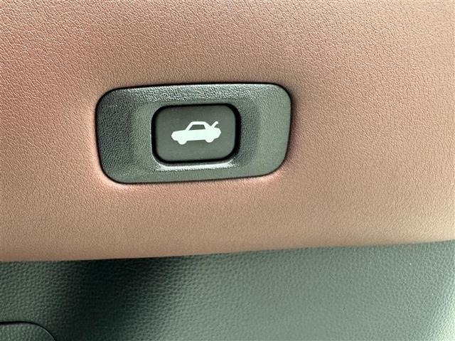Toyota CROWN 2018 8347940-10