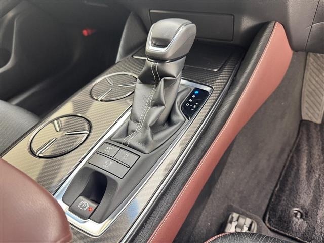 Toyota CROWN 2018 8347940-5