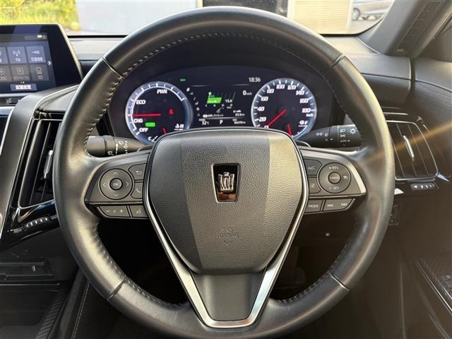 Toyota CROWN 2018 8347952-3