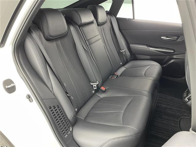 Toyota CROWN 2022 8347955-4