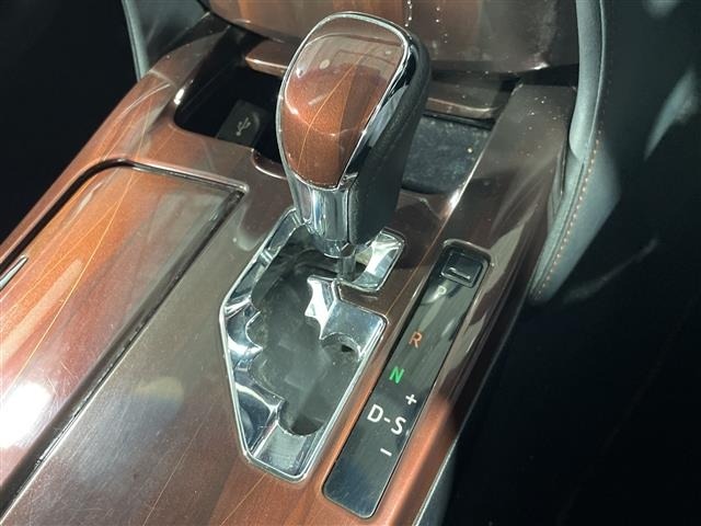 Toyota CROWN 2015 8347956-1