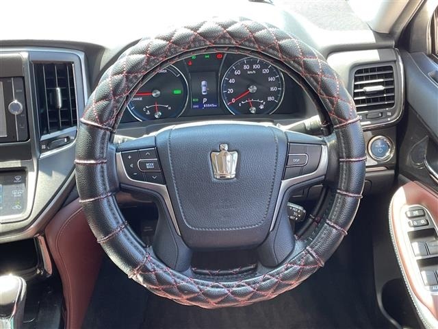 Toyota CROWN 2013 8347957-18