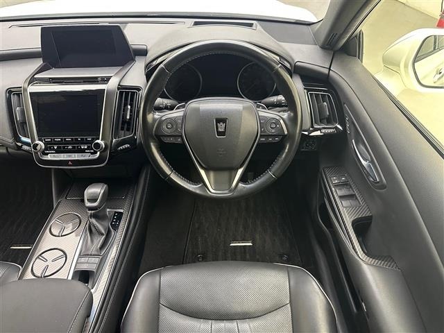 Toyota CROWN 2019 8347963-6
