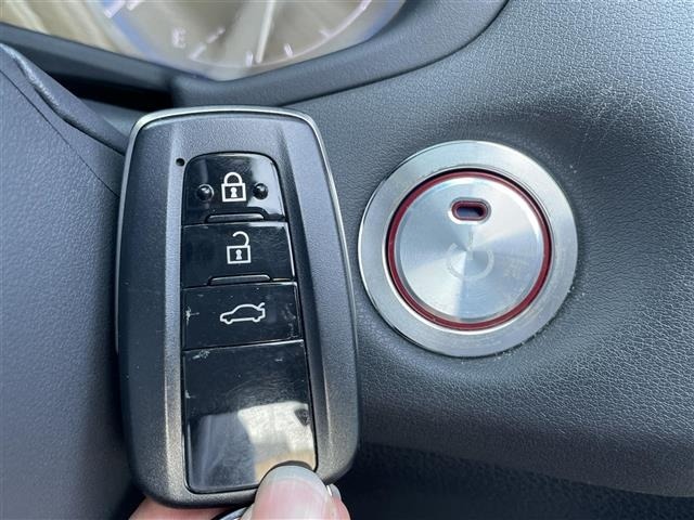 Toyota CROWN 2021 8347971-12