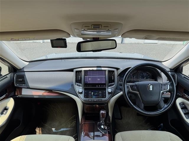 Toyota CROWN 2013 8347972-14