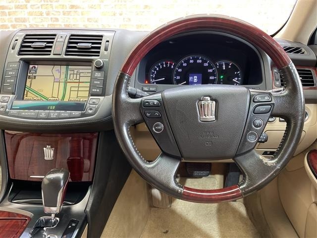 Toyota CROWN 2009 8347982-13
