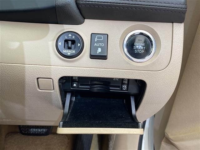Toyota CROWN 2009 8347982-8