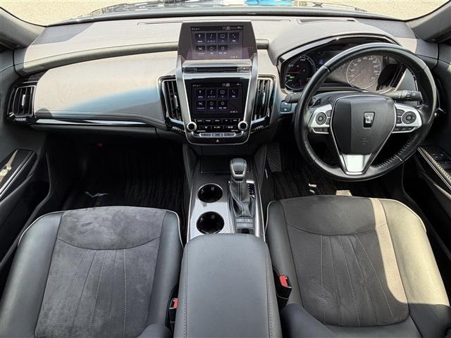 Toyota CROWN 2018 8347983-14
