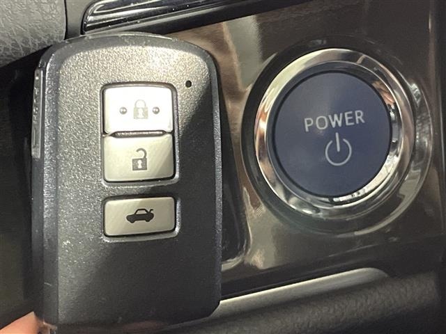Toyota CROWN 2013 8347993-21