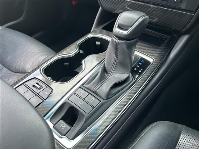 Toyota CROWN 2022 8348002-21
