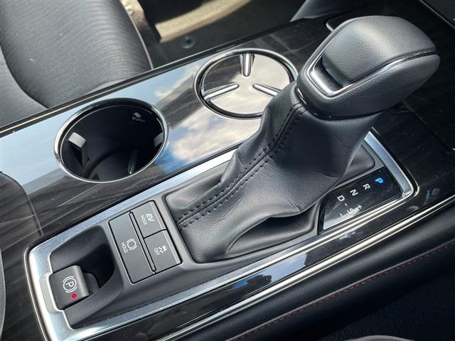 Toyota CROWN 2019 8348003-8