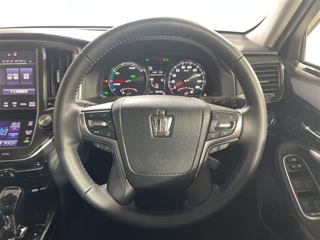 Toyota CROWN 2017 8348054-21