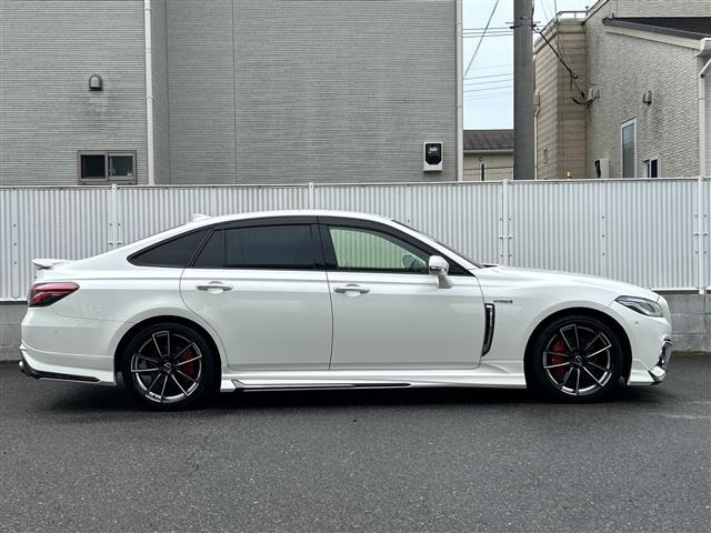 Toyota CROWN 2019 8348055-19