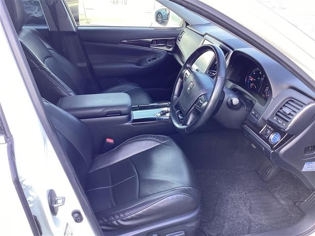 Toyota CROWN 2015 8348075-17