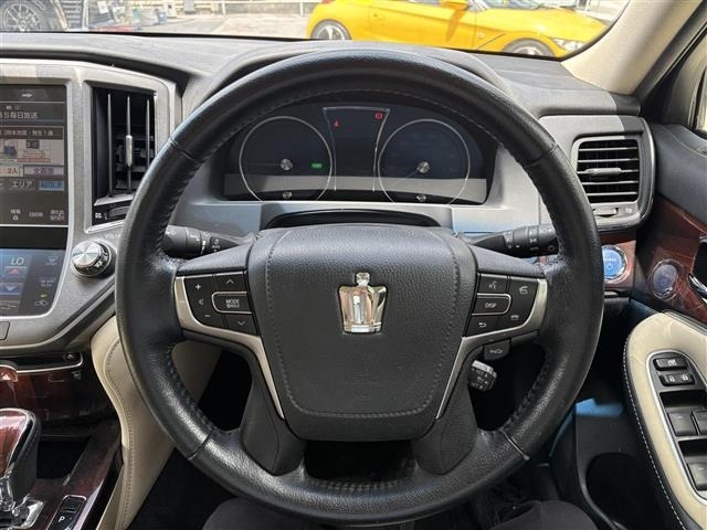 Toyota CROWN 2014 8348088-8