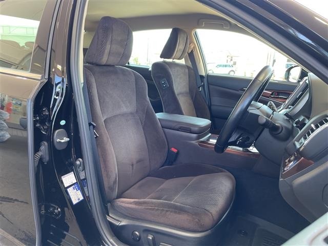 Toyota CROWN 2014 8348095-1