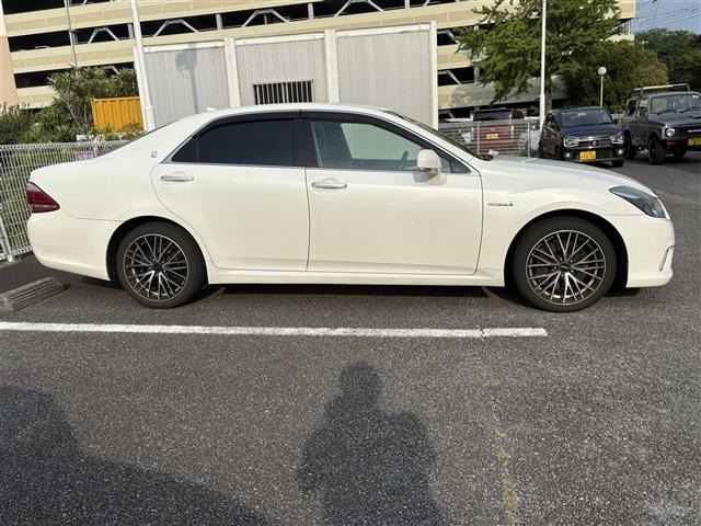 Toyota CROWN 2010 8348096-1