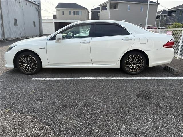 Toyota CROWN 2010 8348096-3