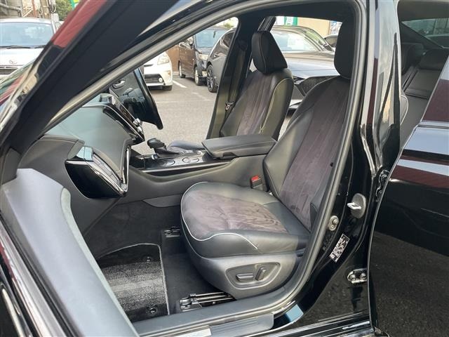 Toyota CROWN 2019 8348109-2