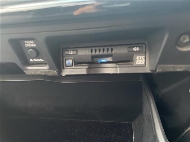 Toyota CROWN 2019 8348109-20