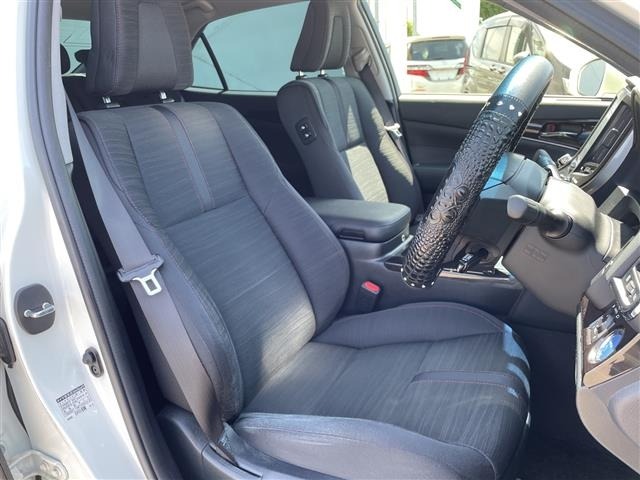 Toyota CROWN 2016 8348116-22