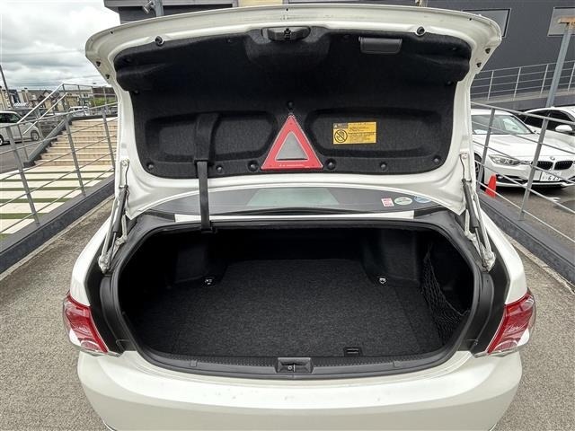 Toyota CROWN 2010 8348123-23