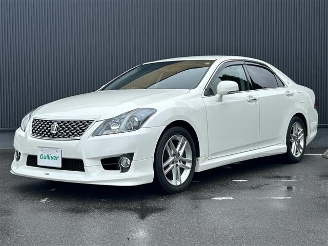 Toyota CROWN 2010 8348123-24