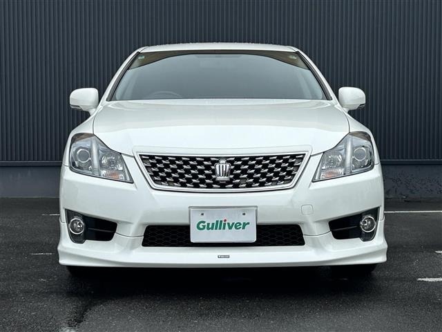 Toyota CROWN 2010 8348123-32