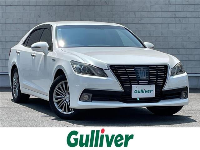 Toyota CROWN 2014 8348136-0