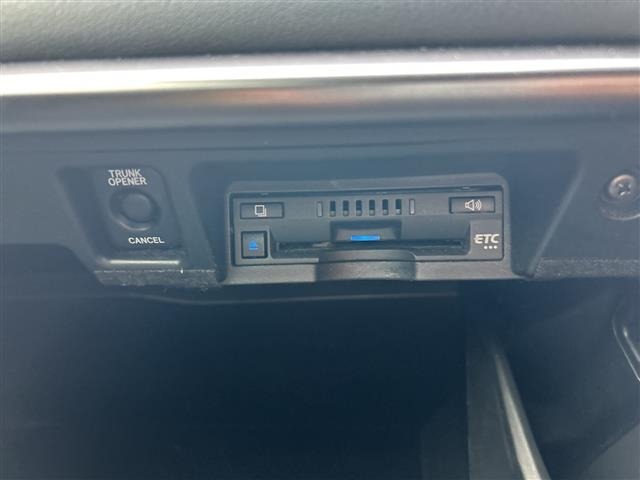 Toyota CROWN 2021 8348137-5