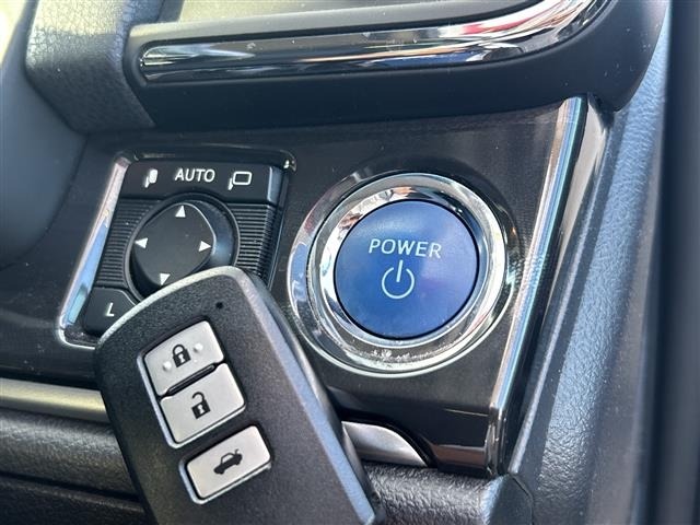 Toyota CROWN 2013 8348145-12