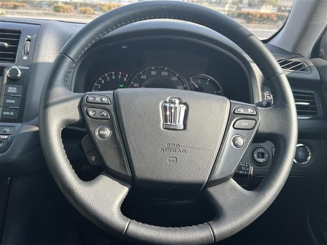 Toyota CROWN 2009 8348205-12