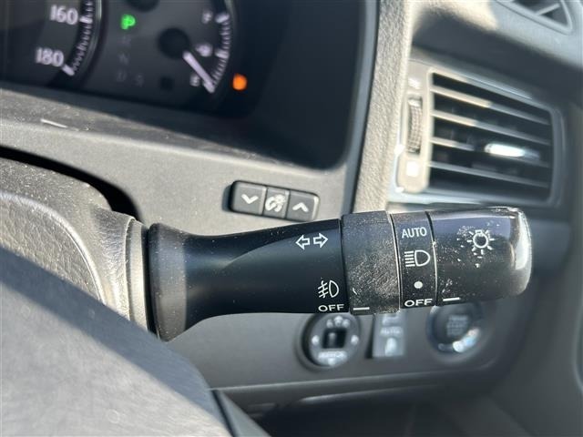 Toyota CROWN 2009 8348205-4