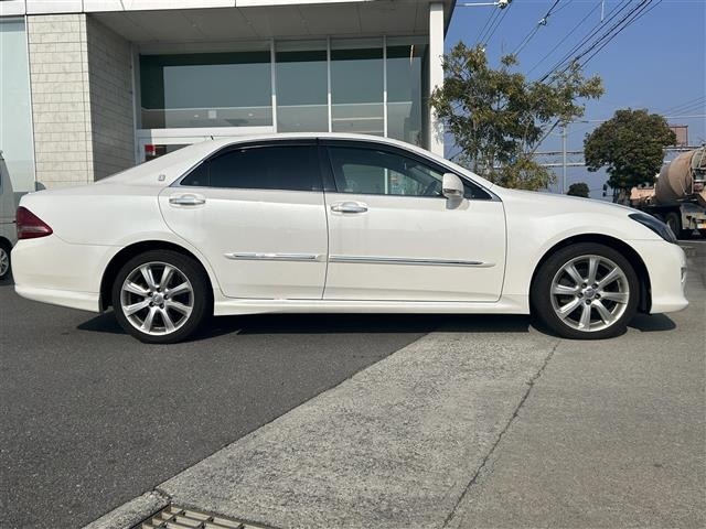 Toyota CROWN 2009 8348205-7