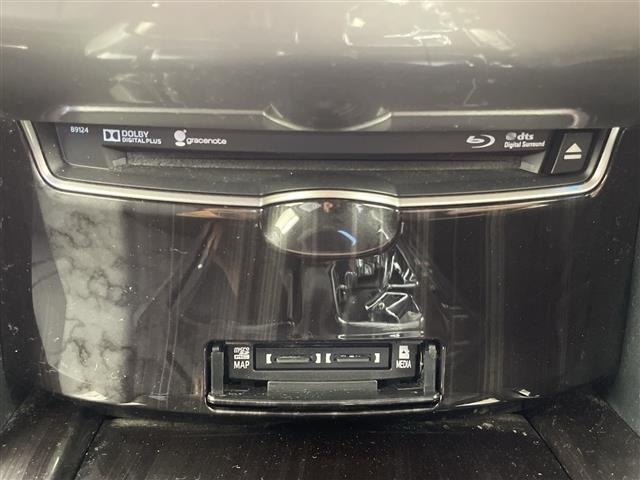 Toyota CROWN 2016 8348220-22