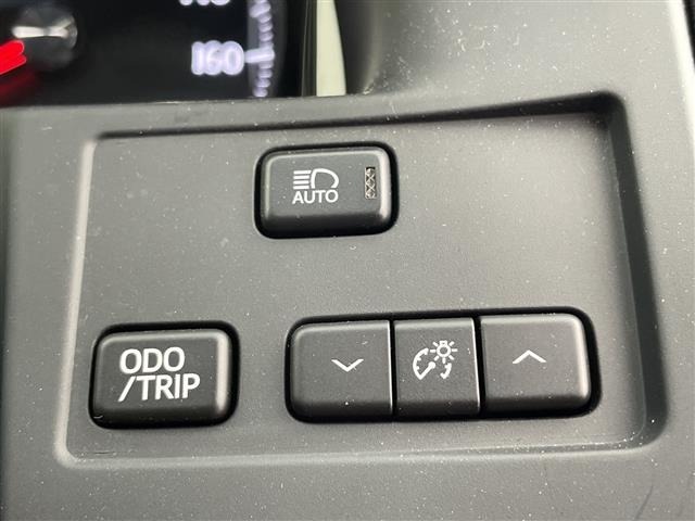Toyota CROWN 2016 8348220-8