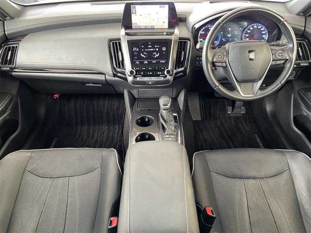 Toyota CROWN 2018 8348221-15