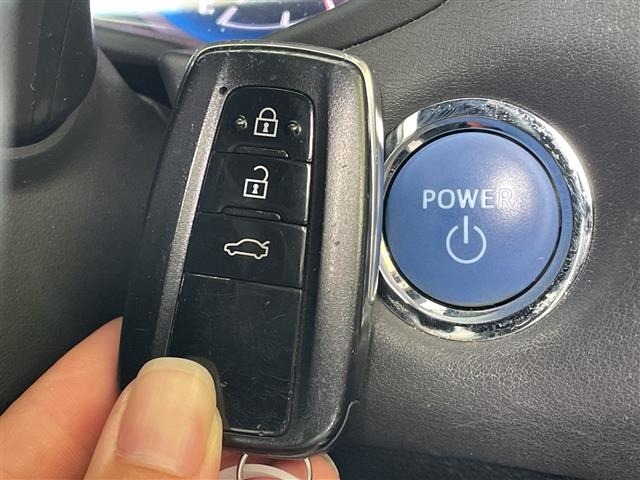 Toyota CROWN 2018 8348221-21