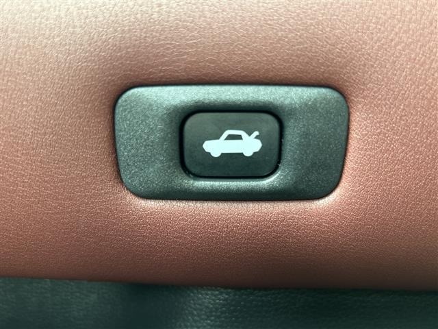 Toyota CROWN 2020 8348223-12