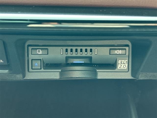 Toyota CROWN 2020 8348223-8