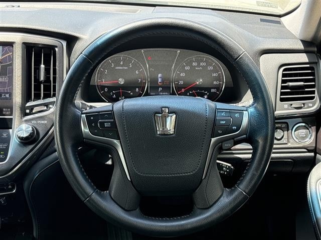 Toyota CROWN 2015 8348224-1