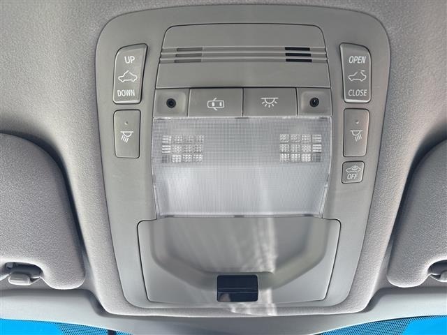 Toyota CROWN 2015 8348224-6