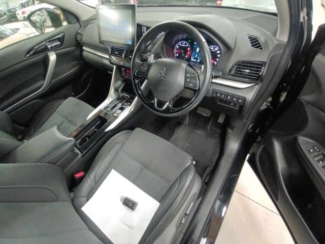 Mitsubishi ECLIPSE CROSS 2022 8347509-9