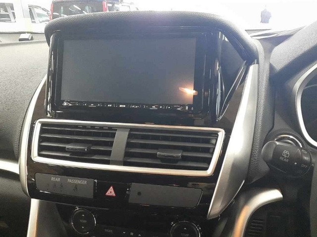 Mitsubishi ECLIPSE CROSS 2018 8347515-12