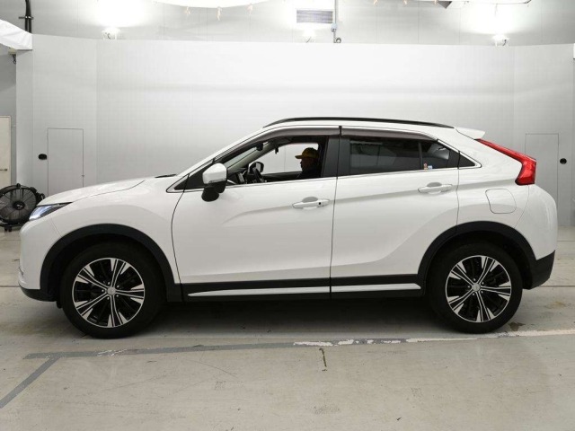 Mitsubishi ECLIPSE CROSS 2018 8347515-4