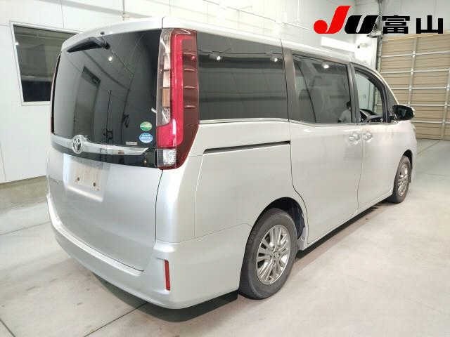 Toyota ESQUIRE 2015 8341789-5