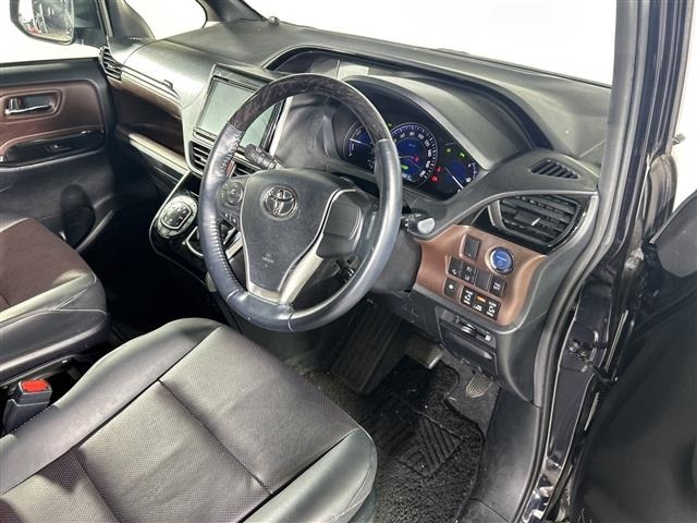 Toyota ESQUIRE 2019 8341932-6