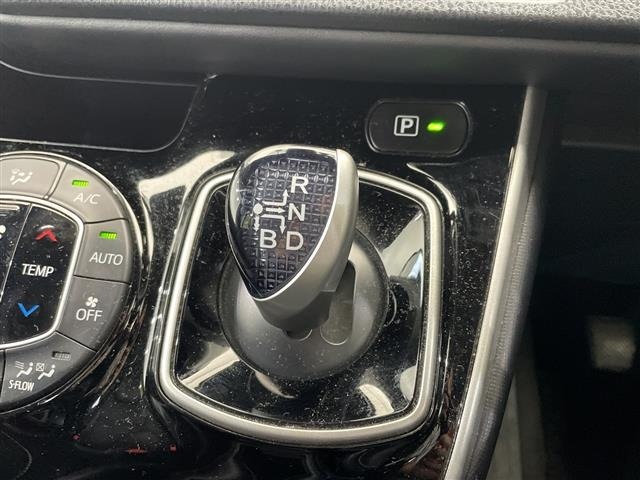 Toyota ESQUIRE 2018 8341933-22