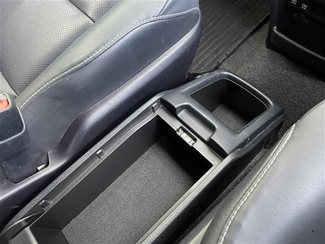 Toyota ESQUIRE 2019 8341974-22