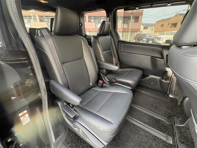 Toyota ESQUIRE 2016 8341977-6
